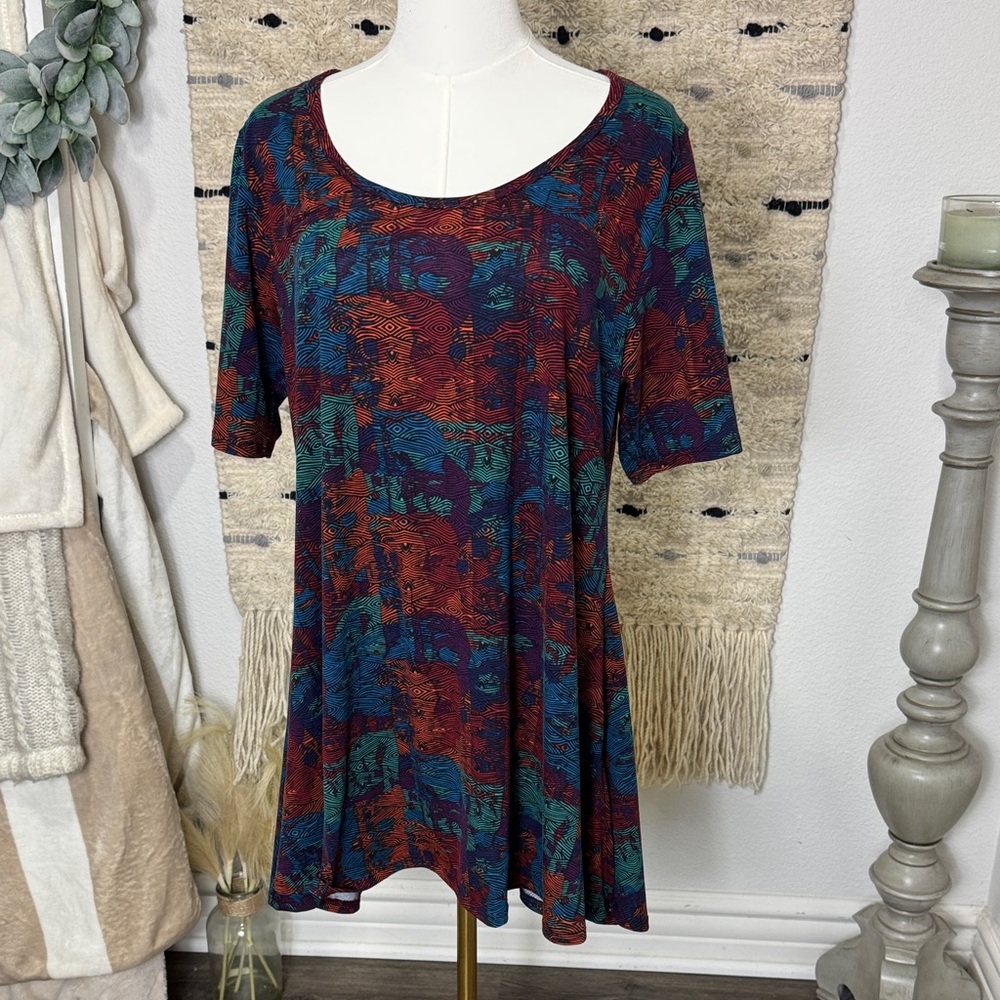 NWOT lularoe perfect T Colorful Patterned Women's Top size L